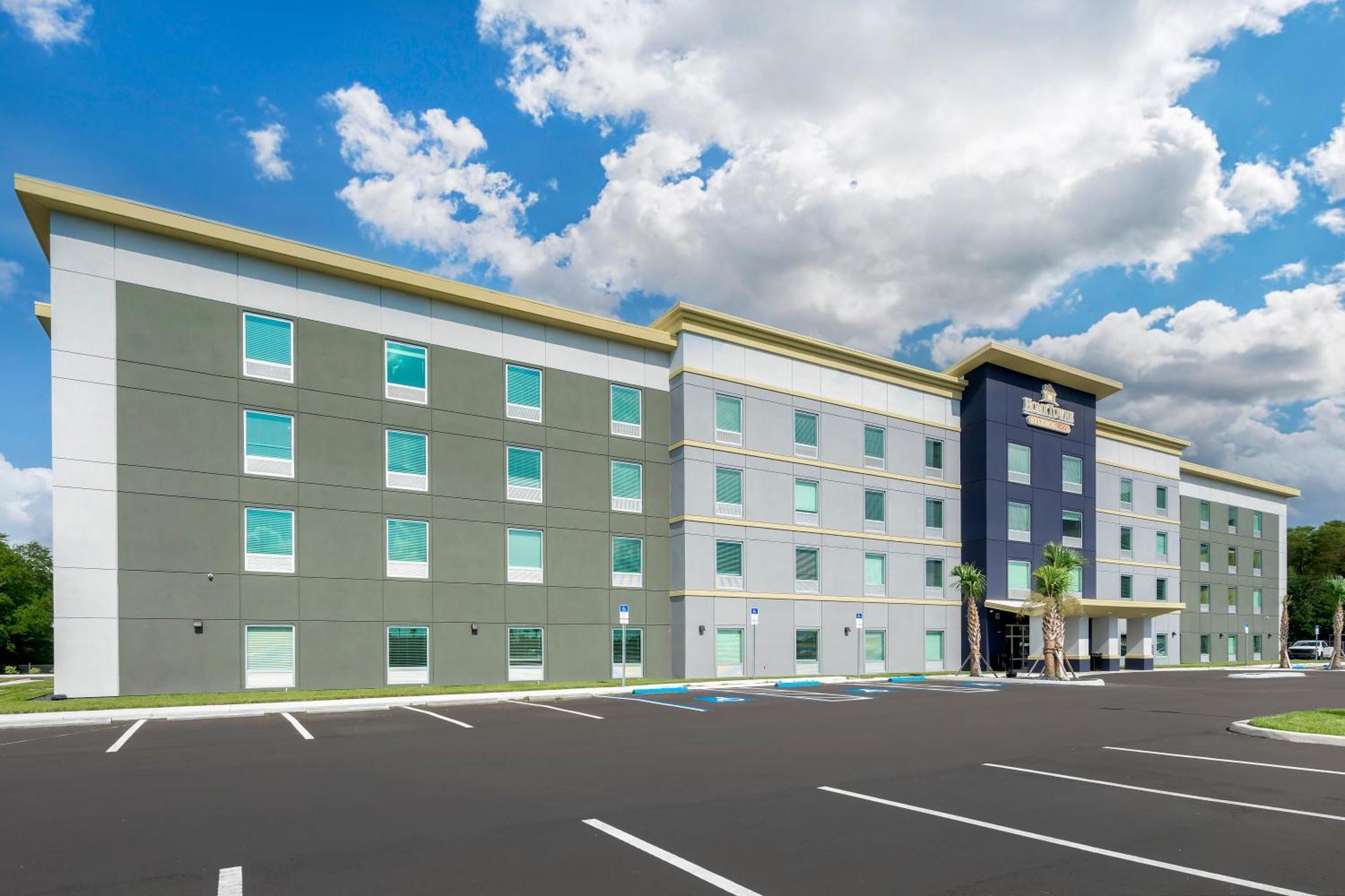 Hometowne Studios By Red Roof Tampa - Airport West Chase Luaran gambar
